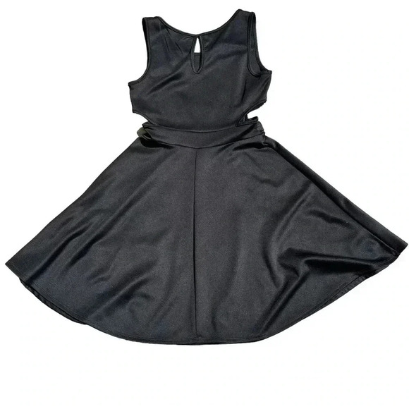 Persaya Black Sleeveless Side Cut-out Fit and Flare USA made Dress Medium‎ - Picture 4 of 7